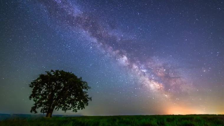 Na dana&scaron;nji je dan umro Carl Sagan. Opro&scaron;taj njegove supruge od njega možda je najljep&scaron;i opis ljubavi: 'Na&scaron;li smo jedno drugo u svemiru'