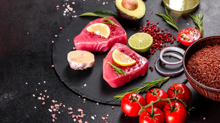 Tuna je jedna od nutritivno najjačih riba, prepuna zdravih masnih kiselina: evo s kojim okusima je možete kombinirati kako biste iz nje uvijek izvukli gastro maksimum