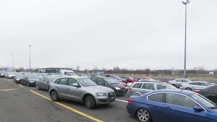 Granična policija ovog se vikenda nije pridržavala pravila koje je propisao Stožer. Deseci putnika u&scaron;li u državu bez PCR testa i propisane samoizolacije