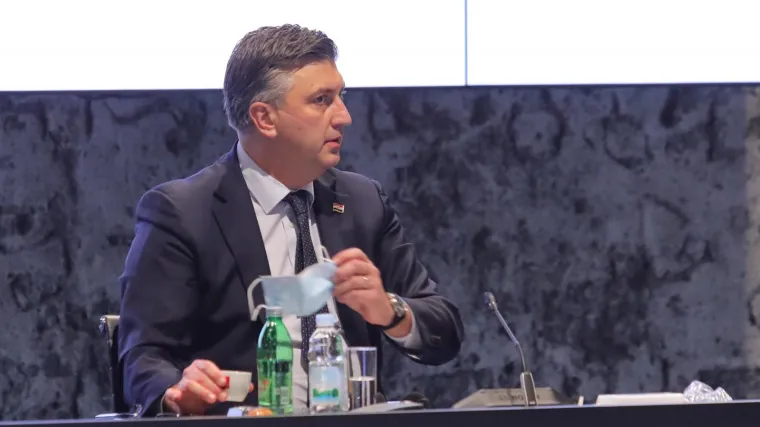 Vlada usvojila plan provođenja cijepljenja protiv koronavirusa! Plenković: 'Nema razloga za opu&scaron;tanje. Virus je i dalje tu, ubija i opasan je'