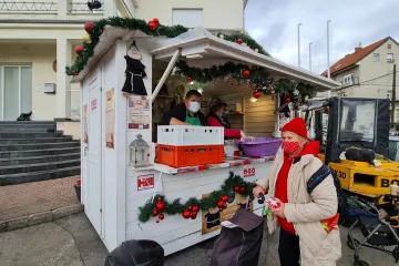 Ispečeno je 100 kilograma inćuna za korisnike pučke kuhinje: 'Dobrota je zarazna'