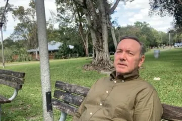 Kevin Spacey je poručio; 'Niste sami'