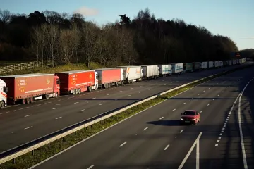 Testirali su više od 15.000 vozača kamiona koji su čekali ulazak u Francusku