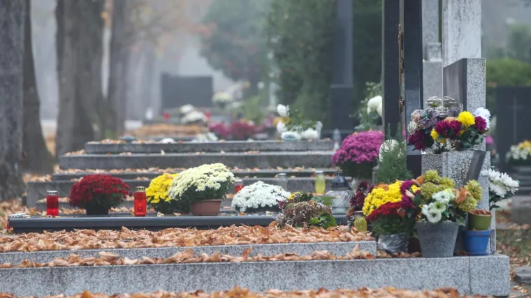 Preminuli s virusom idu ravno u grob: 'Je li to humano ili nehumano? Epidemiolozi trebaju reći...'