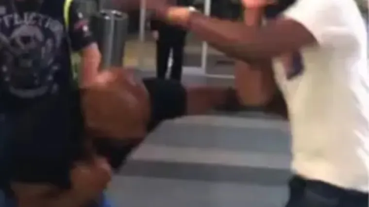 Čim se se vidjeli poletjele su &scaron;ake