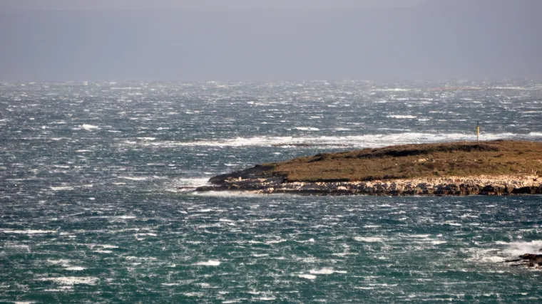 Kakvo vrijeme nas čeka? Jugo će dodatno oslabjeti, ukazat će se i sunce...