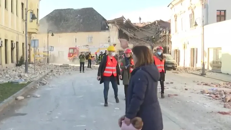 Detalji tužnog dana u potresnom području: Bolne krikove majke čula je cijela Hrvatska