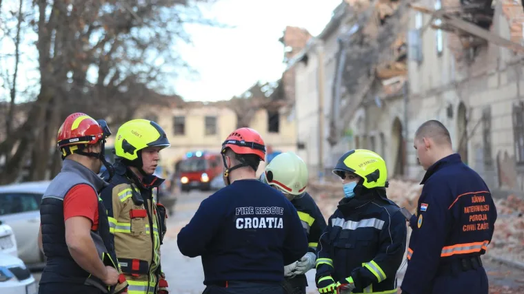 Stiže osam kola hitne i volonteri Crvenog križa