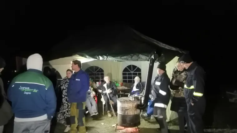 RTL-ovi reporteri proveli su noć s prestra&scaron;enim ljudima na Baniji