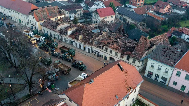 Bez struje 1300 korisnika u Petrinji, po oko 200 u Glini i Sisku