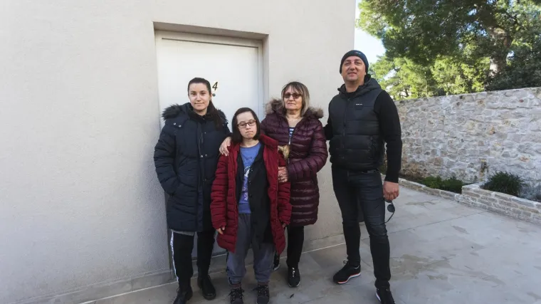 Prve obitelji već su prona&scaron;le smje&scaron;taj: 'Nismo znali gdje ćemo. Prvo svjetlo koje nam se ukazalo, to je bilo to'