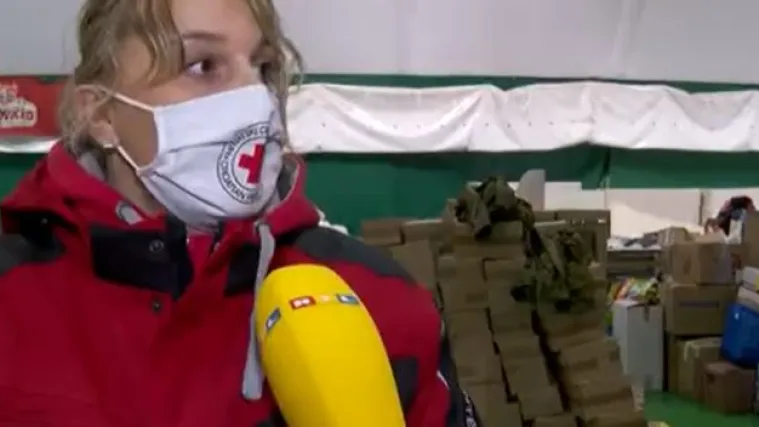 Djelatnici Crvenog križa: 'Molimo ljude za strpljenje, pomoći možete i preko uplate na račun'
