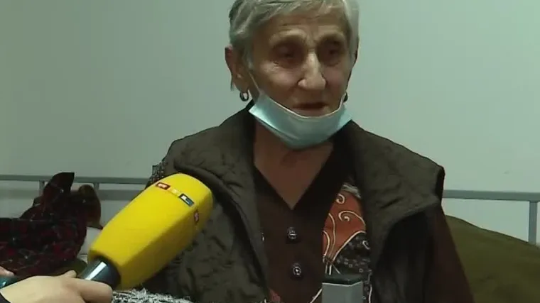 Brojne obitelji smje&scaron;tene su u petrinjskoj vojarni! Baka Ana se rasplakala pred kamerom: 'Svi su nas prihvatili'