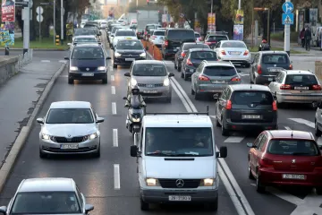 Vlada usvojila novu uredbu - očekuje se pojeftinjenje novih automobila