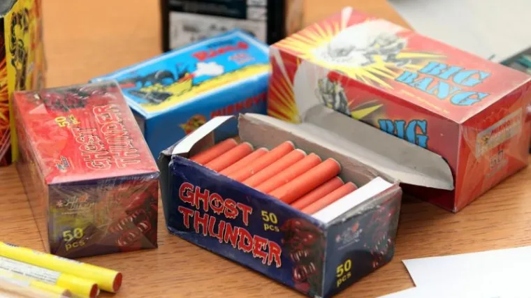 'Svi smo suočeni sa strahom i neizvjesno&scaron;ću, suzdržite se od pirotehnike'