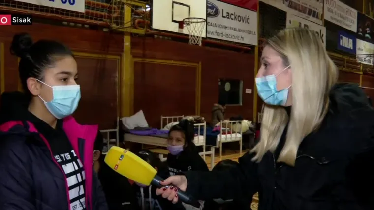 Mnoge obitelji smje&scaron;tene u improviziranom smje&scaron;taju, među njima je i obitelj iz Sirije: 'Svi smo se bojali, čuli smo da susjedi viču'