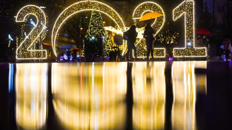 Ovakav ispraćaj stare godine ne pamtimo, evo kako svijet dočekuje 2021.