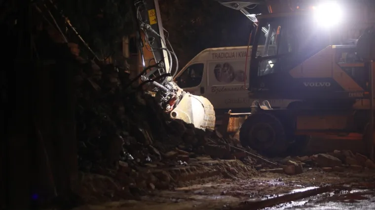 Leon (4): 'Zgrada je pala na na&scaron; auto, a tata je skočio na mene i vikao: 'Prvo dijete, prvo dijete...'