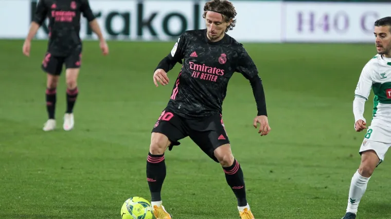 'Modriću treba postaviti spomenik ispred Realove svlačionice....'