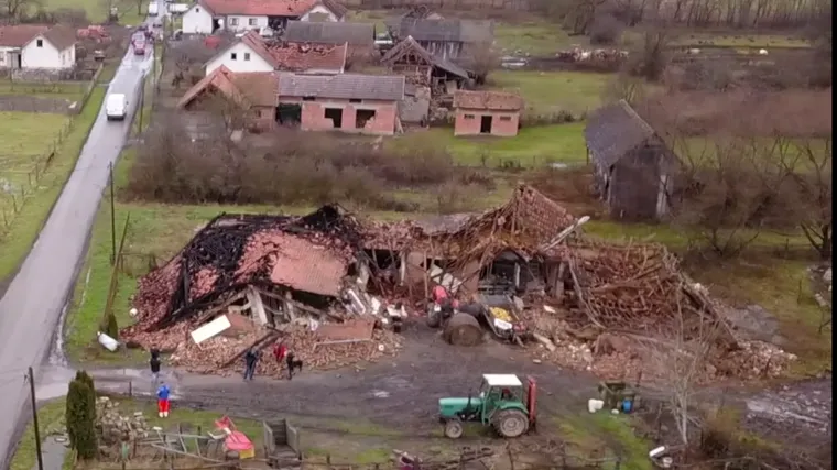 VIDEO Hrvatska vojska u akciji: Pogledajte snimke dronova s potresom pogođenog područja