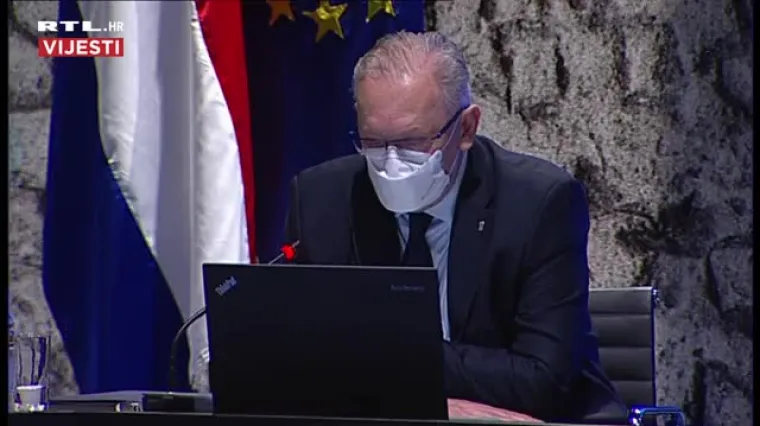 Božinović opovrgava glasine: 'Policija nema prijavljena razbojni&scaron;tva i presretanje vozača na potresnom području'