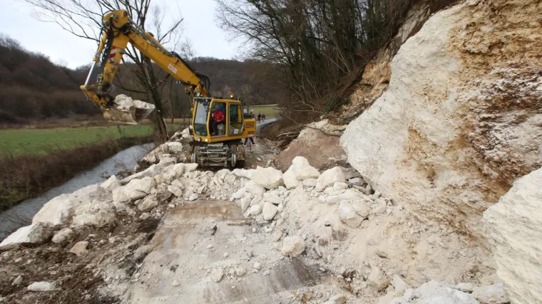 'Nitko nas nije posjetio, dođite vidjeti gdje spavamo. Hitno nam trebaju kontejneri'