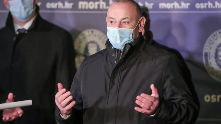 Potrebno je još oko 1000 kontejnera za one koji su ostali bez domova