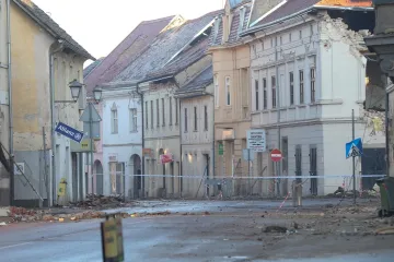 Evakuirano 300 slika, crteža, grafika, skulptura...