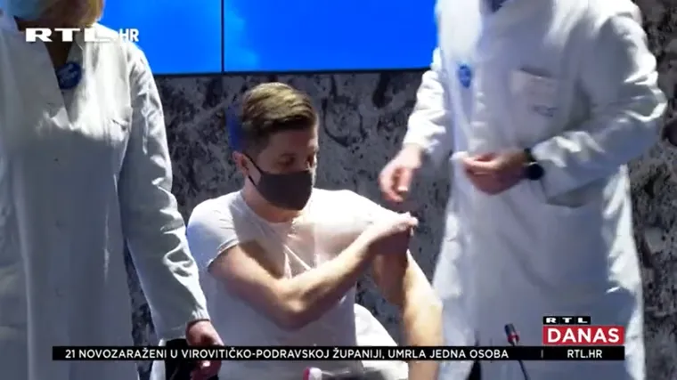 Političari se cijepili pred kamerama