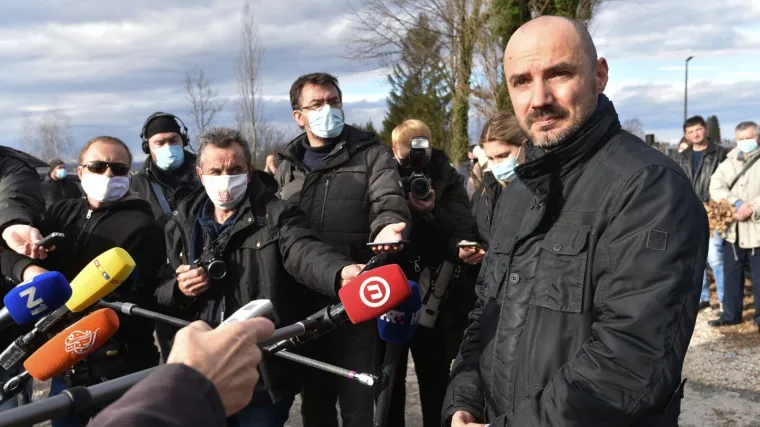 'Sve državne stanove i kuće raspoloživi&nbsp;na području pogođenom potresom stavit ćemo na raspolaganje građanima'