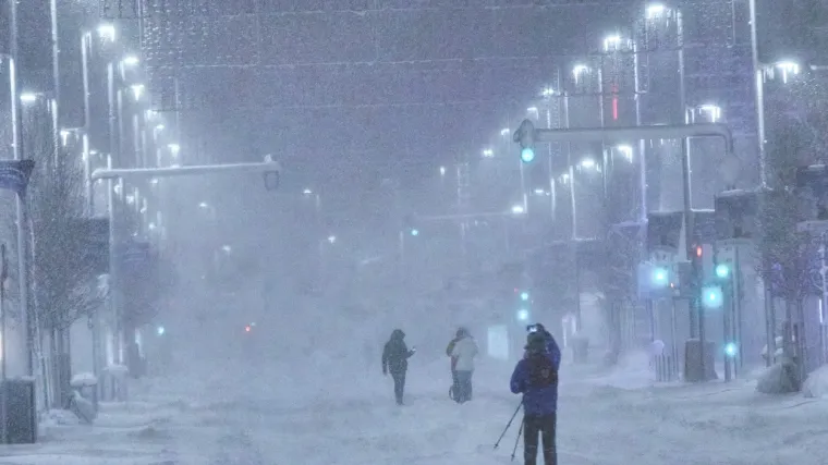 U oluji Filomena poginulo četvero ljudi; ovako debeo snježni prekrivač tamo nisu vidjeli desetljećima
