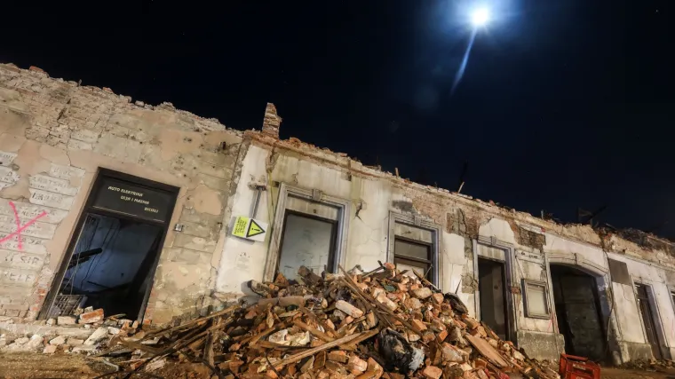 Nakon sinoćnjeg potresa od 4,5 po Richteru nije bilo prijave novih &scaron;teta