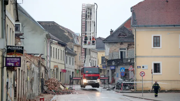 Jo&scaron; i to: U Petrinji, Glini i Sisku danas bi moglo biti i do 10 centimetara snijega