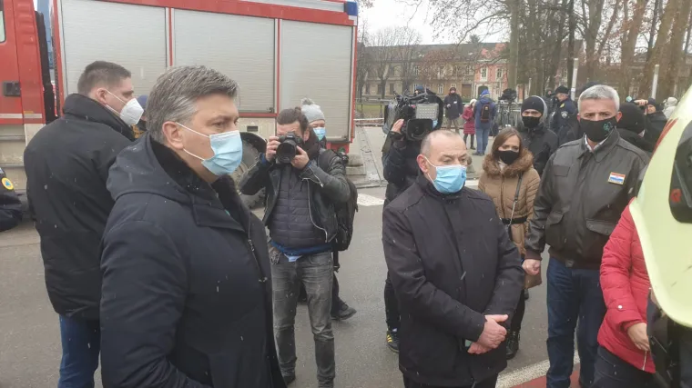 Plenković u Sisku: U ovom trenutku sustav pružanja pomoći je konsolidiran i čvrst
