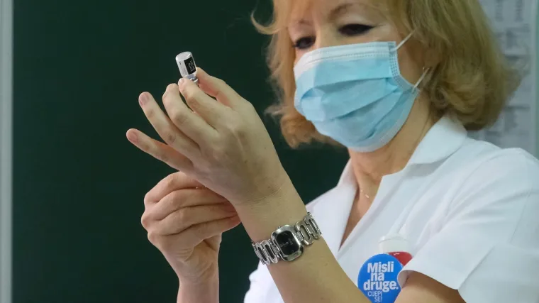HZJZ objavio nove detalje: Pogledajte koliko će doza stići i kakva je strategija cijepljenja