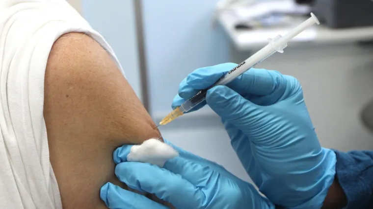 'Kolebljivi prema cijepljenju su velikim dijelom prestra&scaron;eni i vođeni negativnim emocijama'