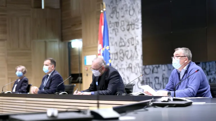 Hoće li stroge mjere trajati sve do sredine ožujka?; 'Analiziramo situaciju svaki dan....'