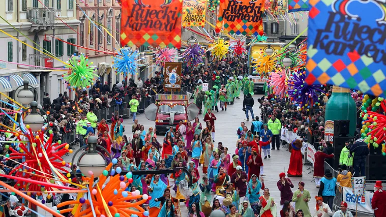 Najjači riječki brend i turistički adut je karneval, no ove godine stopirala ga je korona. Hoće li se održati velika povorka?