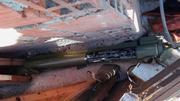 Nakon dojave mje&scaron;tanke, policija prona&scaron;la oružje i eksplozive u kući u Glinskim Poljanama