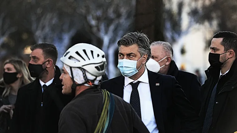 Nakon potresa je sasvim jasno - demontirali su državu, sustav se raspao, a mi to sve preskupo plaćamo