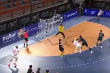 Cindrić primio loptu na centru pa solo akcijom slomio Japance