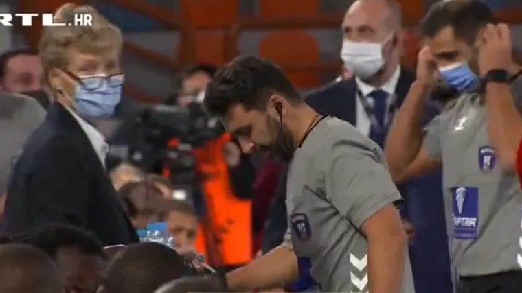 Katar slomio Angolu, pogledajte nesvakidašnju situaciju sa sucem u glavnoj ulozi