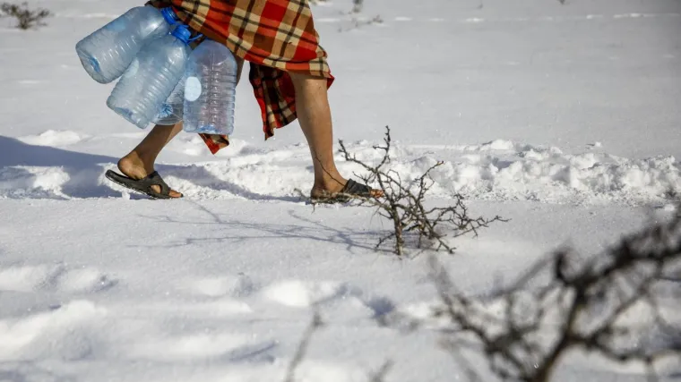 Migranti u kampu Lipa smrzavaju se na -15 stupnjeva: Mnogi su bolesni, kupaju se u potoku, a za vodu tope - snijeg