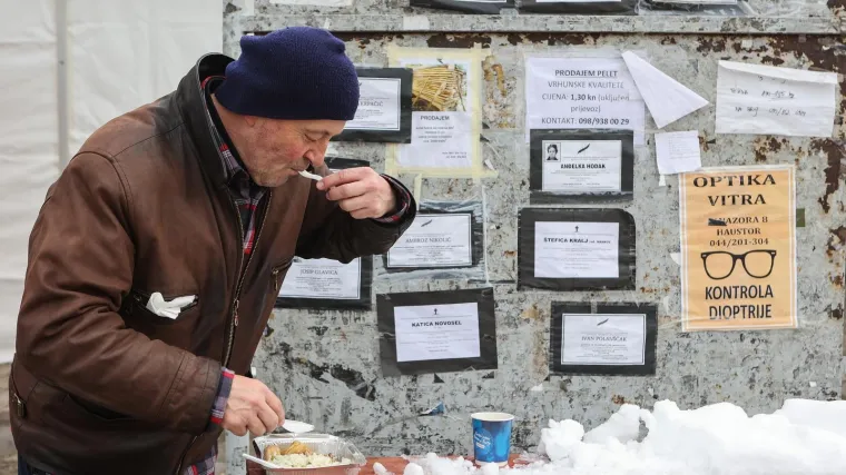 Život nakon potresa bit će trajno promijenjen: 'Zovu nas Zagrepčani koje je potres u Petrnji izbezumio'