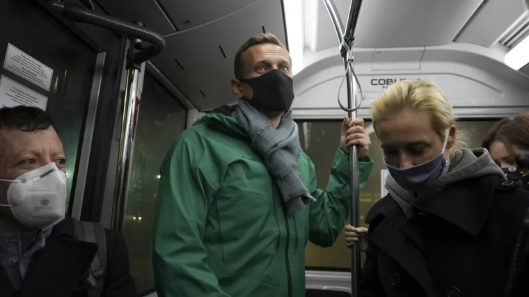 Sud Navaljnom odredio jednomjesečni pritvor: On poziva  sunarodnjake da iziđu na ulice