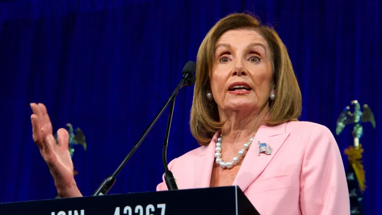 Posljedice napada na Kapitol: Prosvjednica je možda poku&scaron;ala prodati Rusima laptop Nancy Pelosi