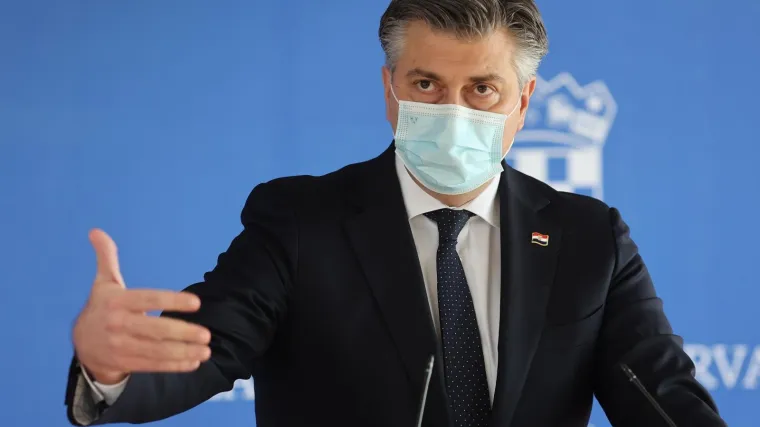 Neće odlučivati u 'medijskoj histeriji'; Župan: 'Ne smatram da trebam, niti ću odstupiti'