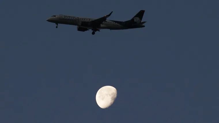 Toliko se bojao koronavirusa da je odlučio tri mjeseca živjeti u zračnoj luci u Chicagu, na kraju dobio zabranu ulaska