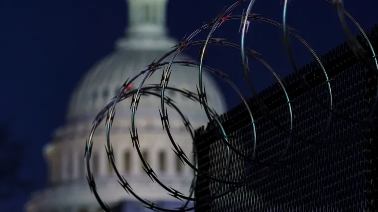 Trump ujutro napu&scaron;ta Washington, a grad će biti pun vojnika: Strahuje se od nereda u Americi