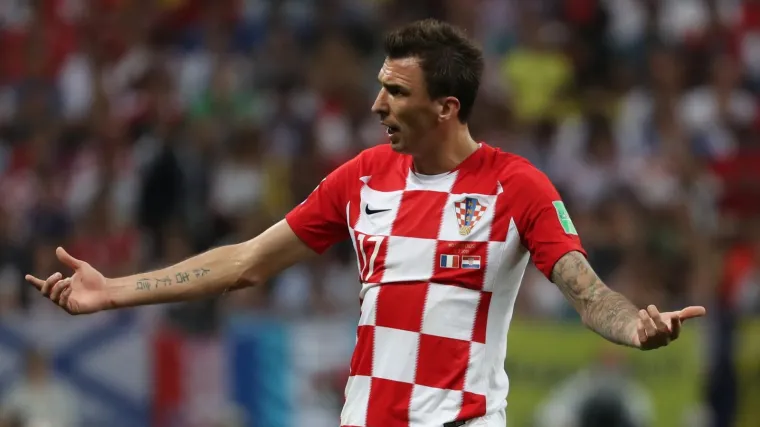 Čim je potpisao ugovor pojavila se neobična teorija, Hrvat je ima priliku sru&scaron;iti